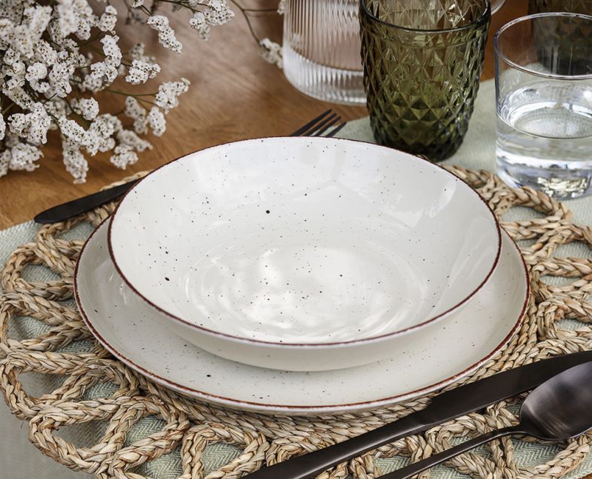 Zestaw talerzy porcelanowych dla 6 os. City beżowo-brązowy