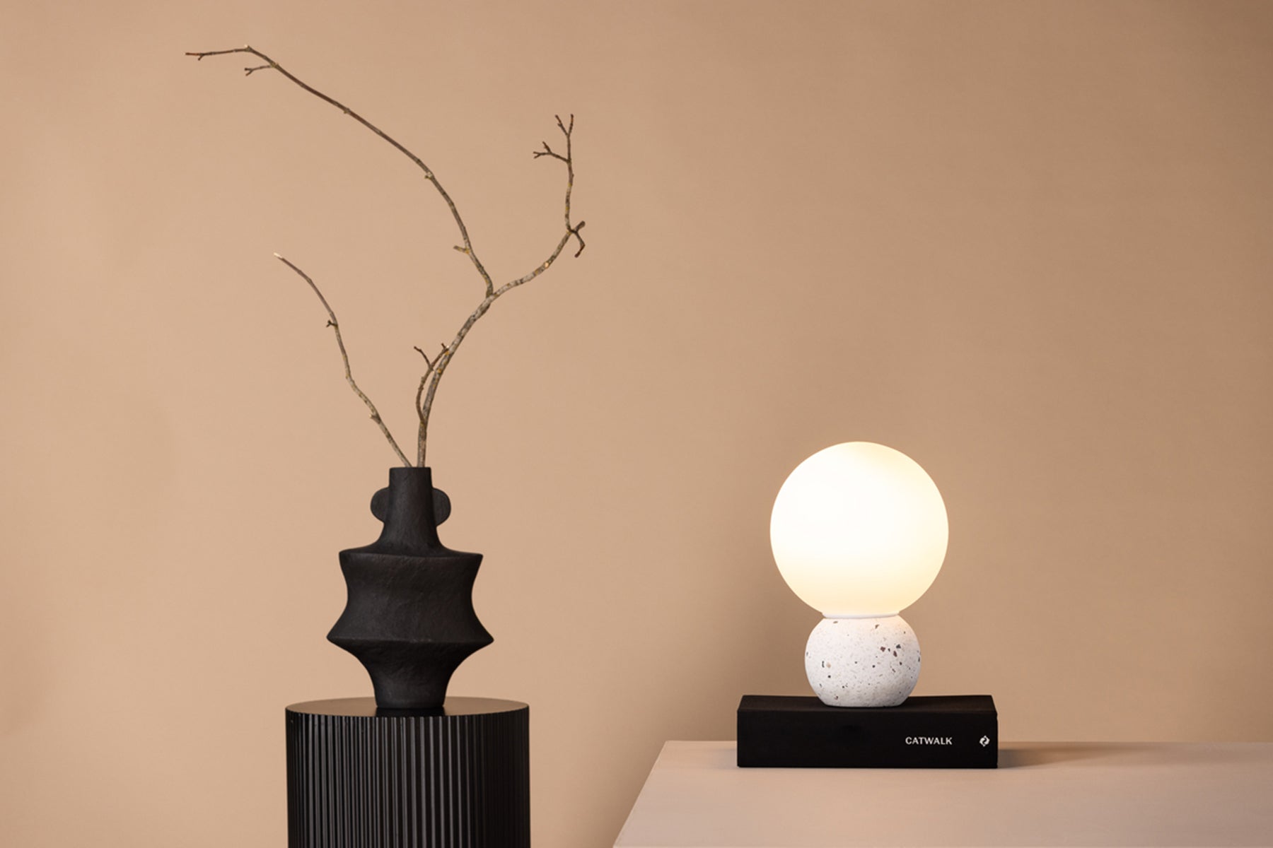 Lampa stołowa Metz 29 cm biała lastryko