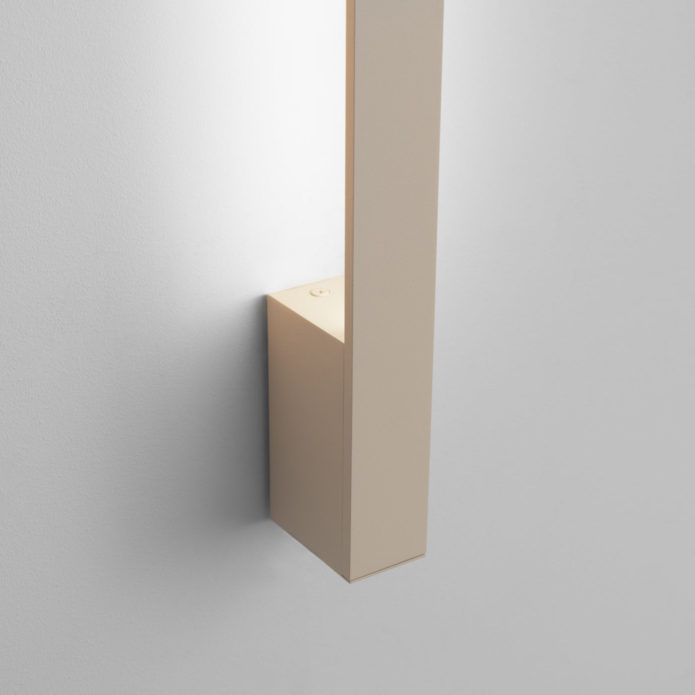 Kinkiet Sappo LED 150 cm beżowy 4000K