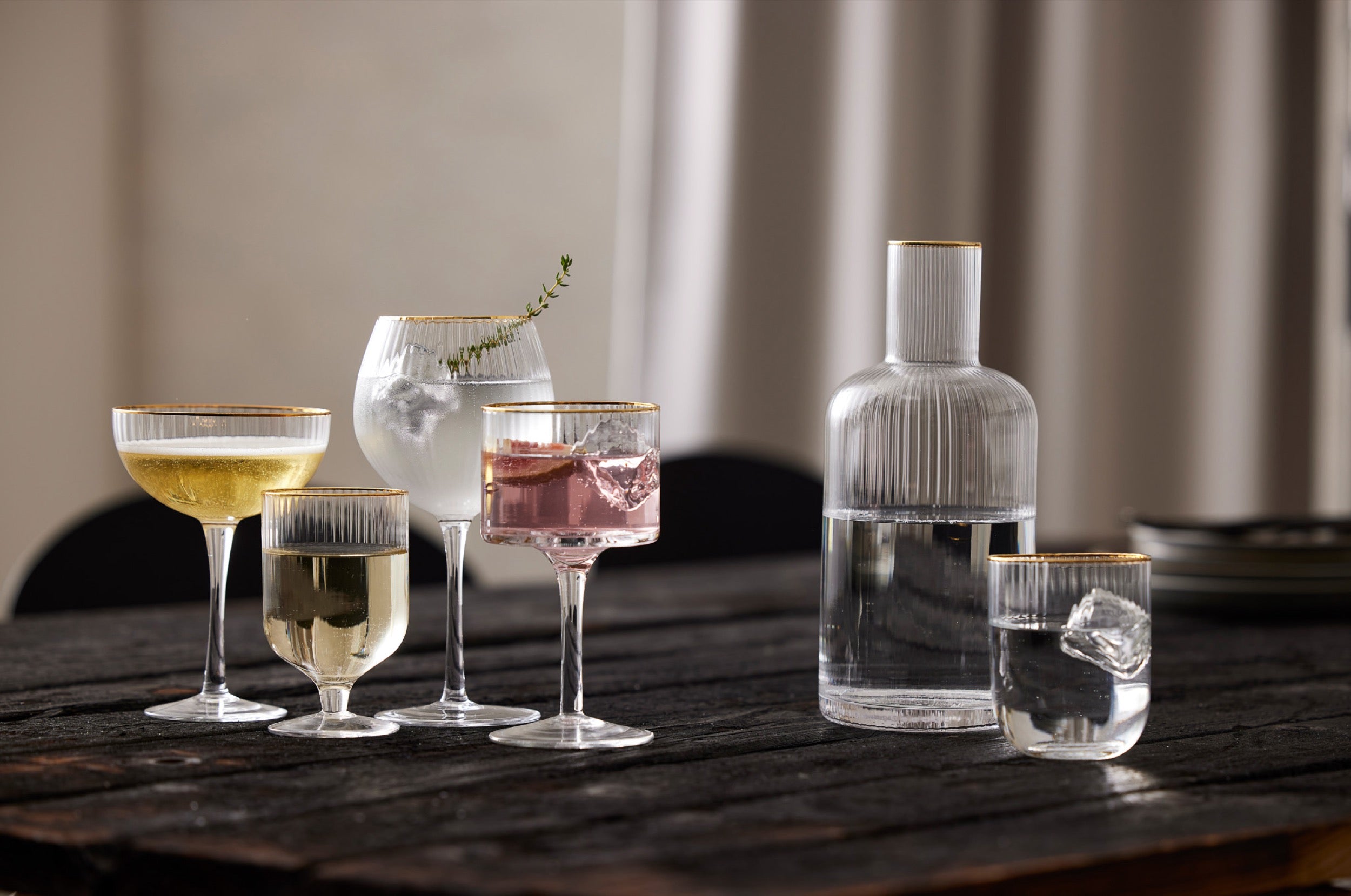Zestaw 4 kieliszków do wina Palermo 300 ml złote