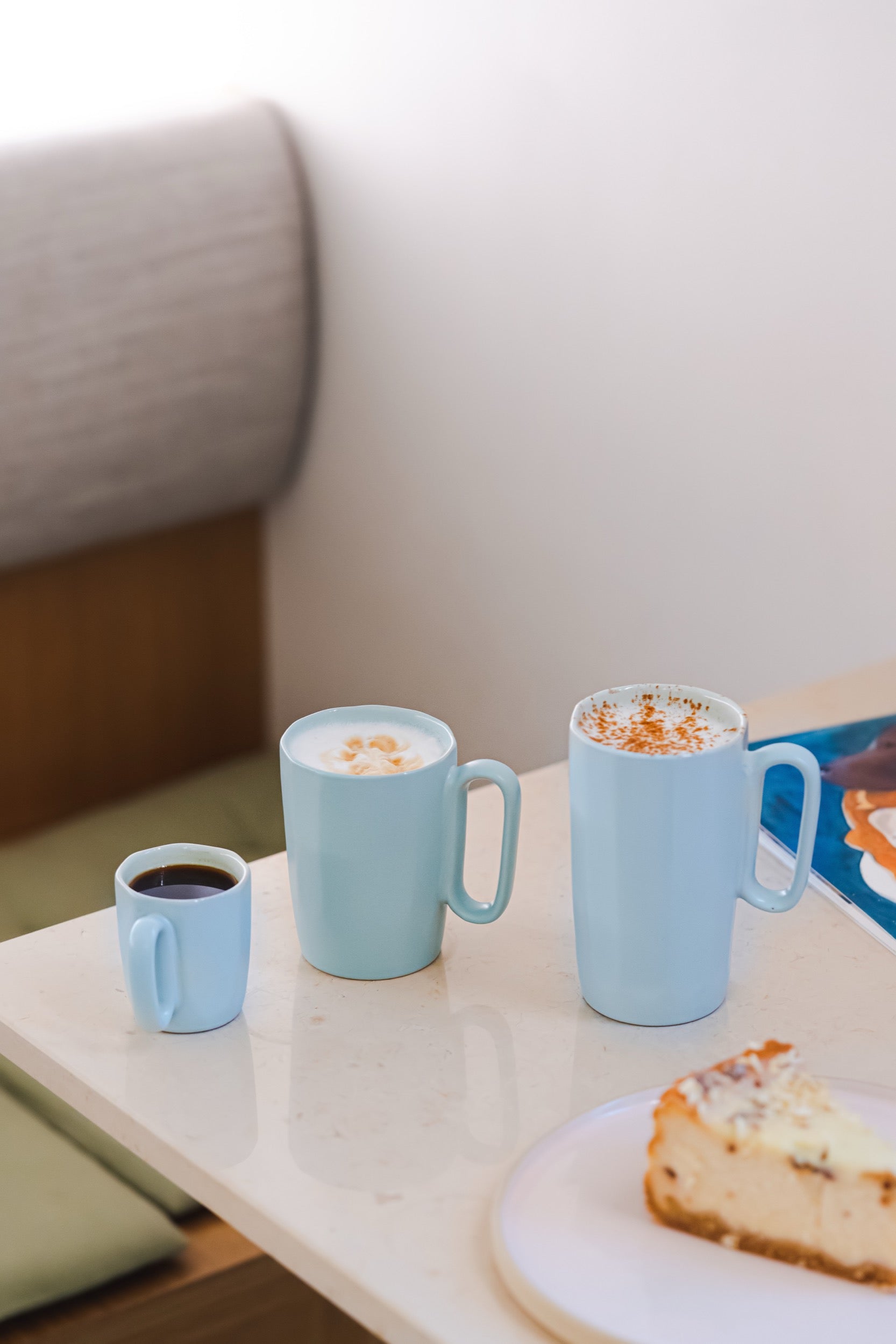 Zestaw 2 kubków Fuori 250 ml ceramiczne miętowe
