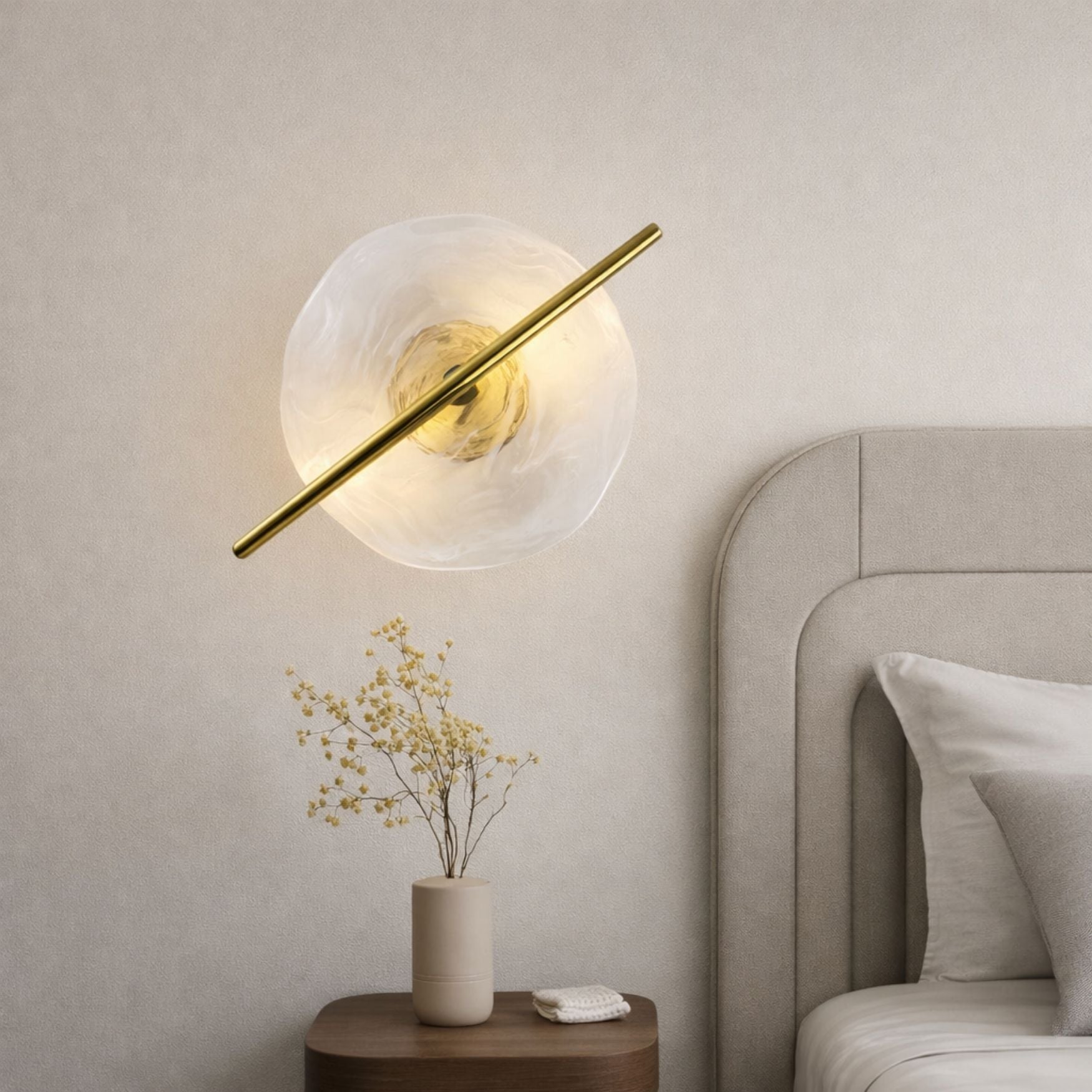 Kinkiet LED Relax mosiężny okrągły 3000K 5W z białym kloszem
