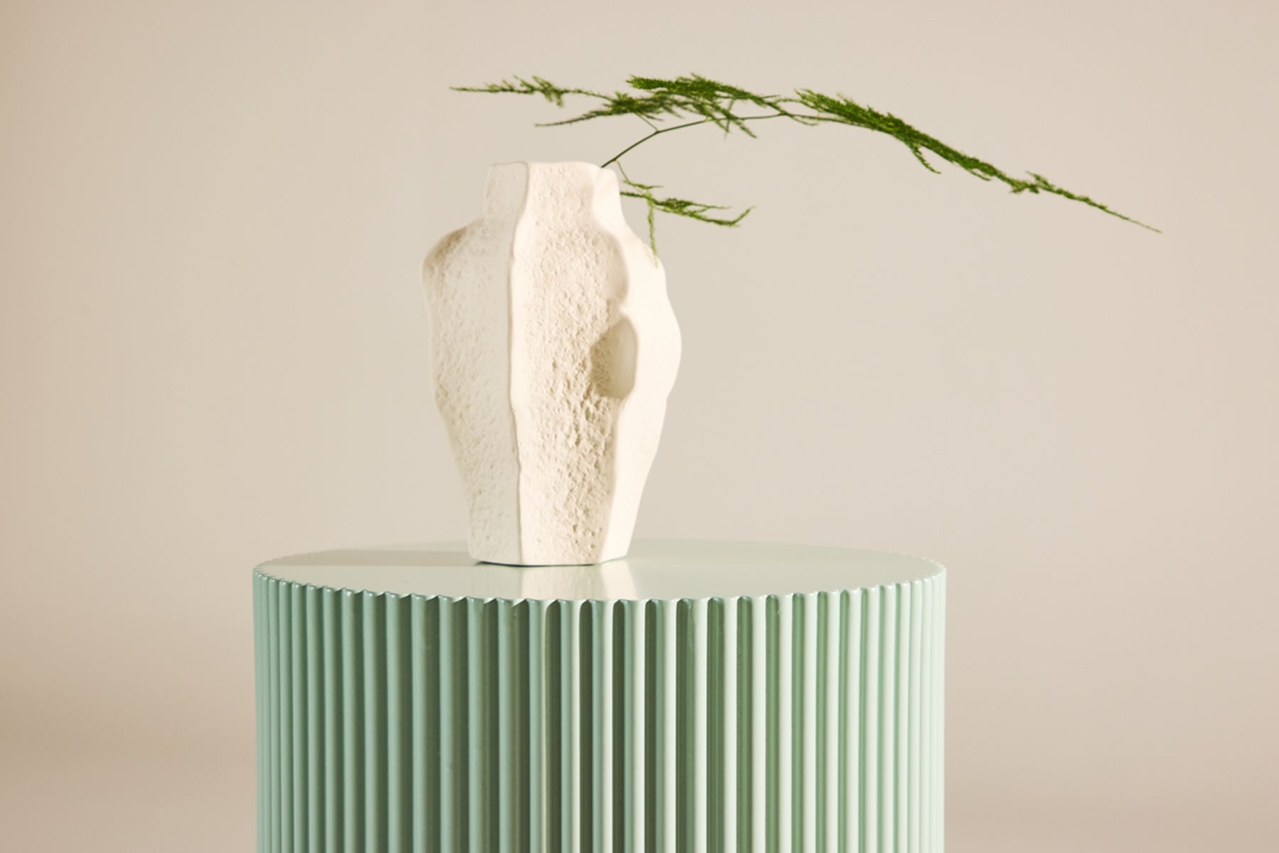 Stolik boczny Lenox okrągły 31 cm miętowy - szerokość 31 cm