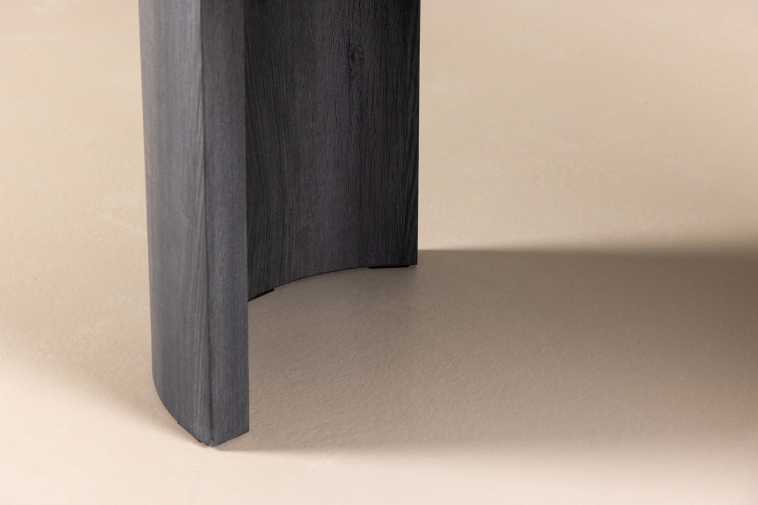 Stół do jadalni Grundsund z owalnym blatem 220x100 cm dąb czarny - mdf okleinowany