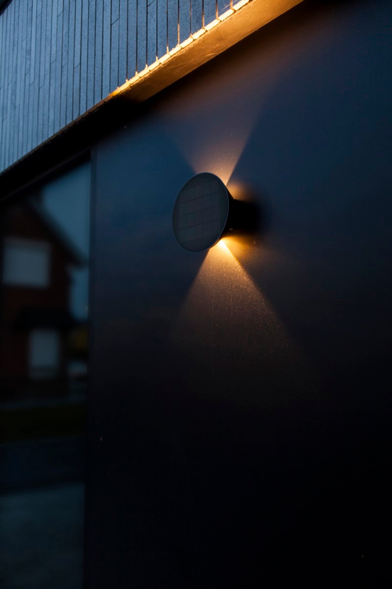 Kinkiet zewnętrzny Belka LED solarny czarny