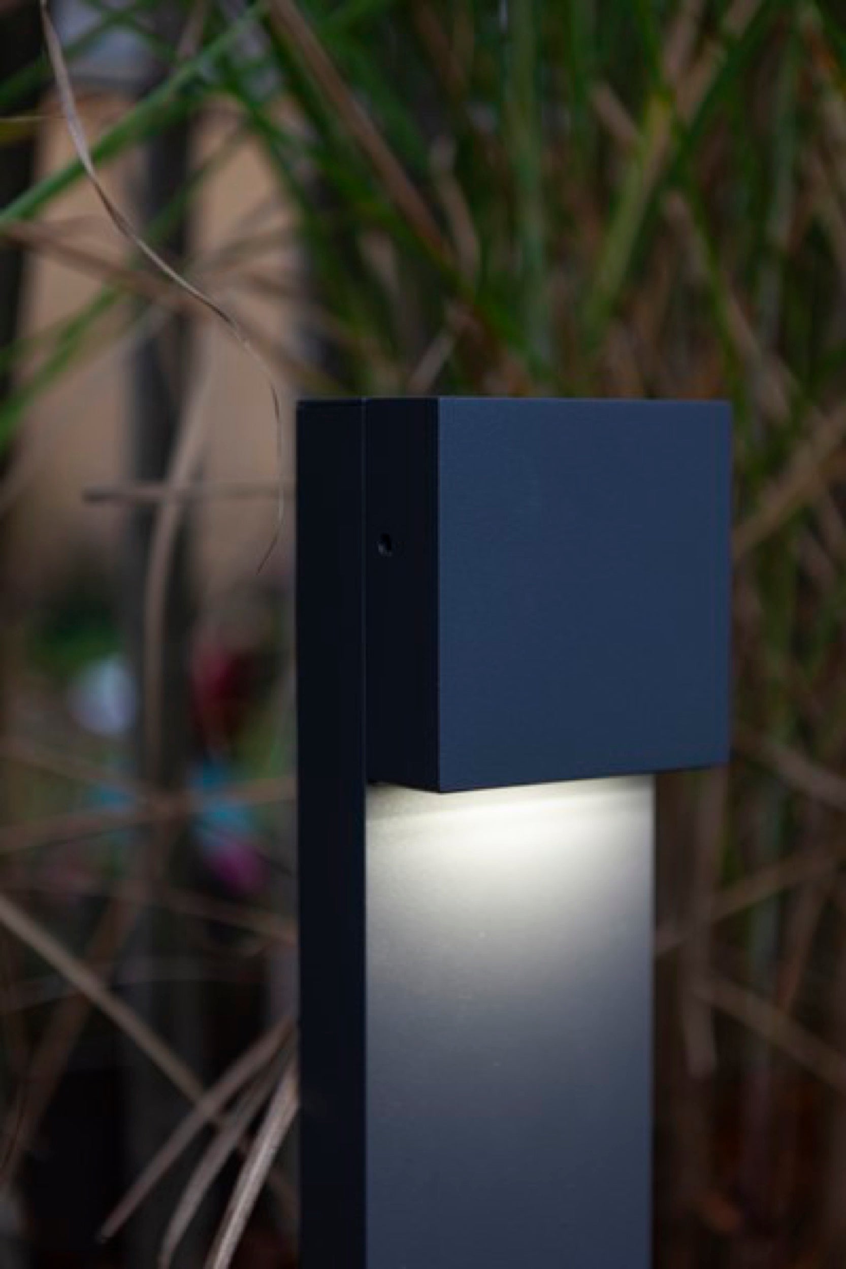 Lampa ogrodowa Gemini LED antracytowa