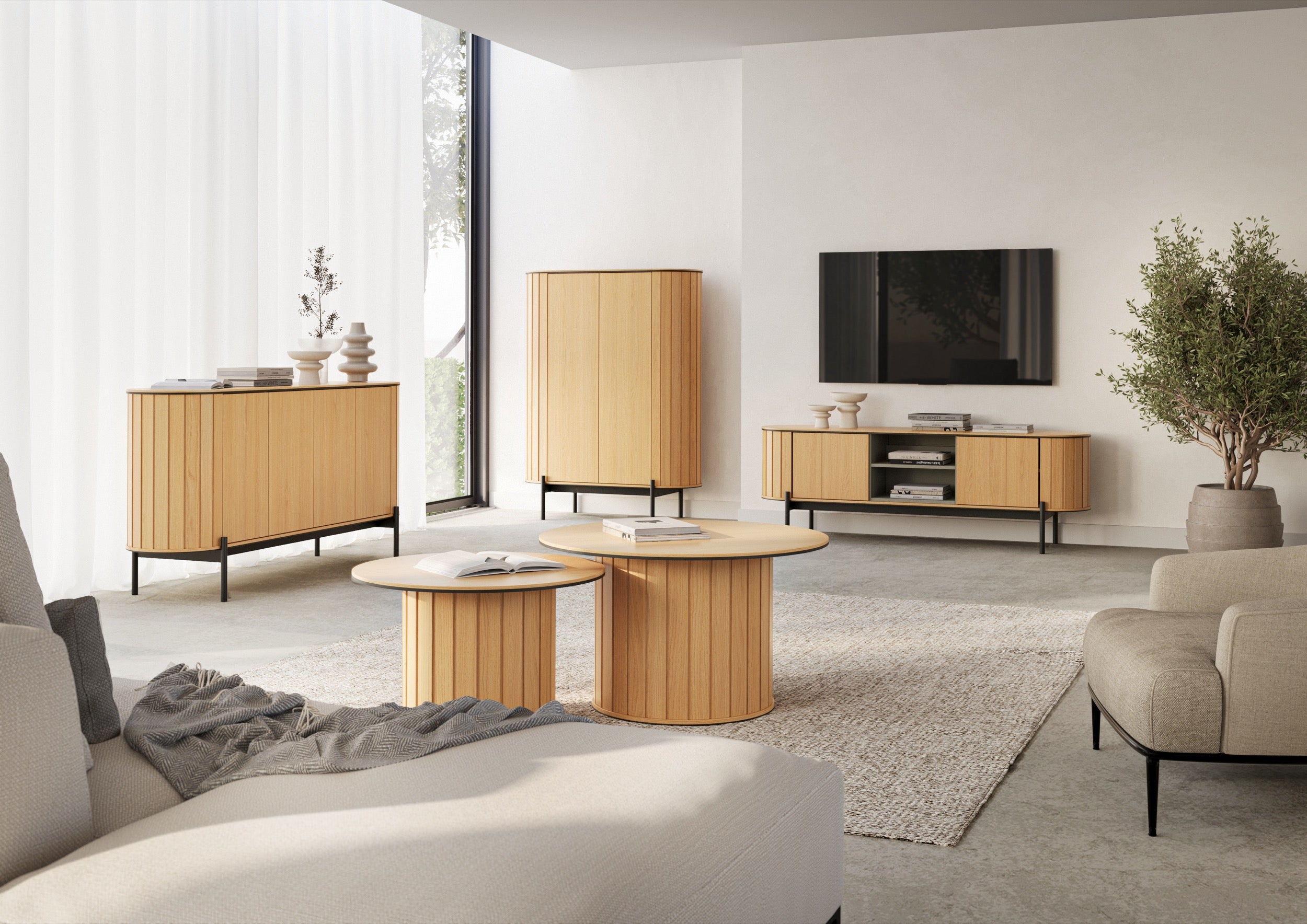 Komoda dwudrzwiowa Rotto niska z ryflami 124 w aranżacji salonu