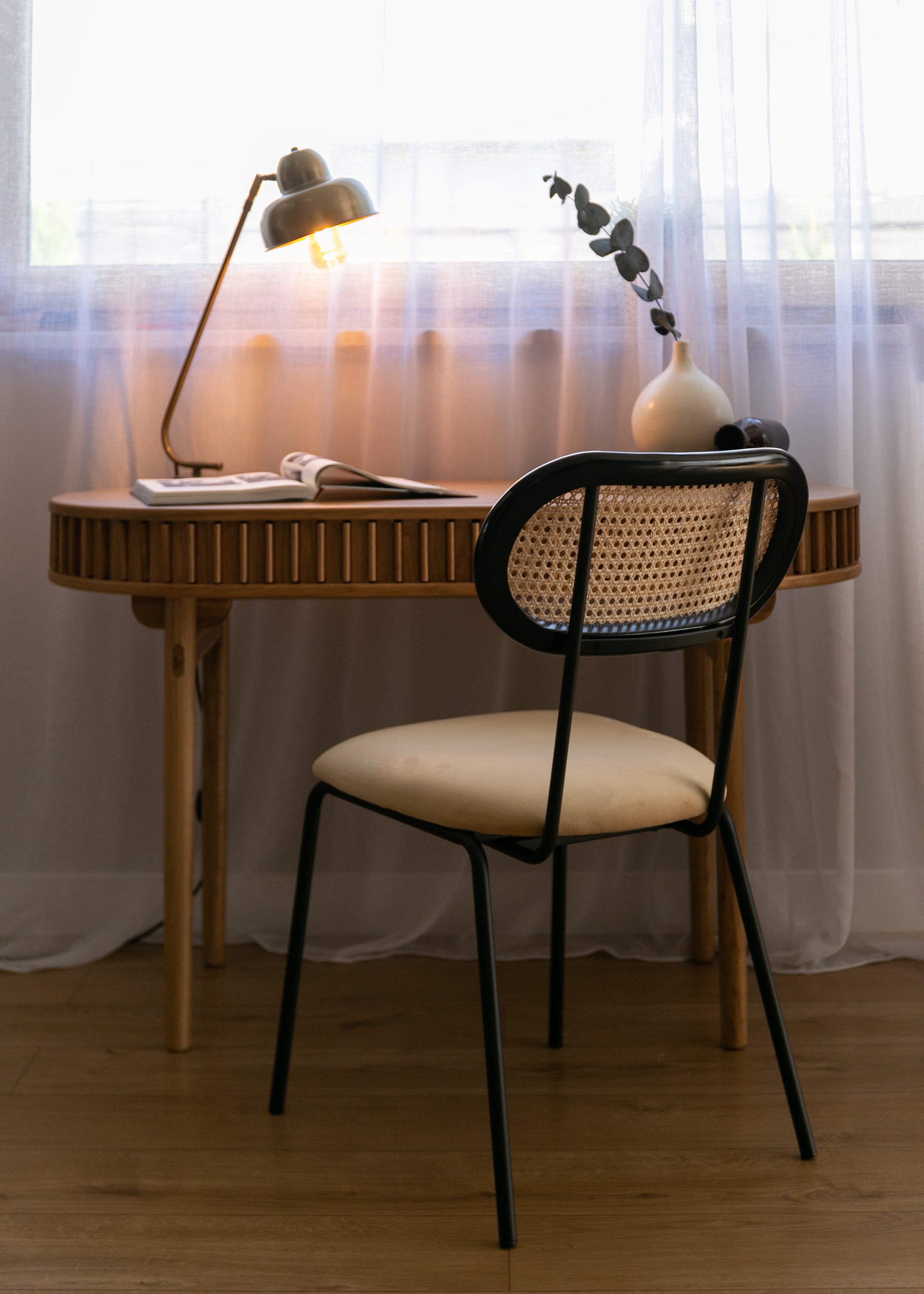 Biurko Yoffers 120x60 cm lamele dąb naturalny - 1 szuflada