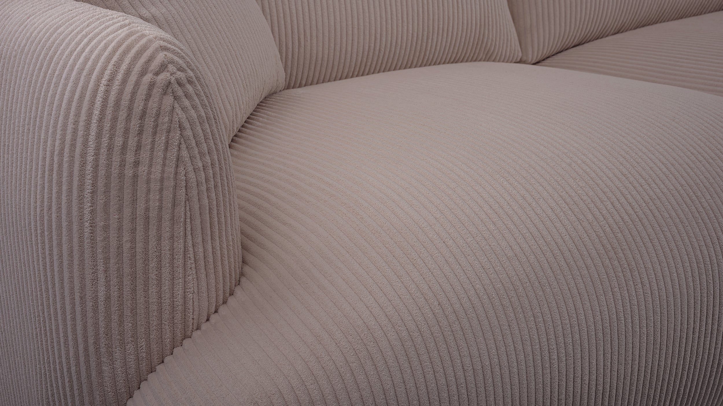 Sofa trzyosobowa Chacco ciemnobeżowa sztruks