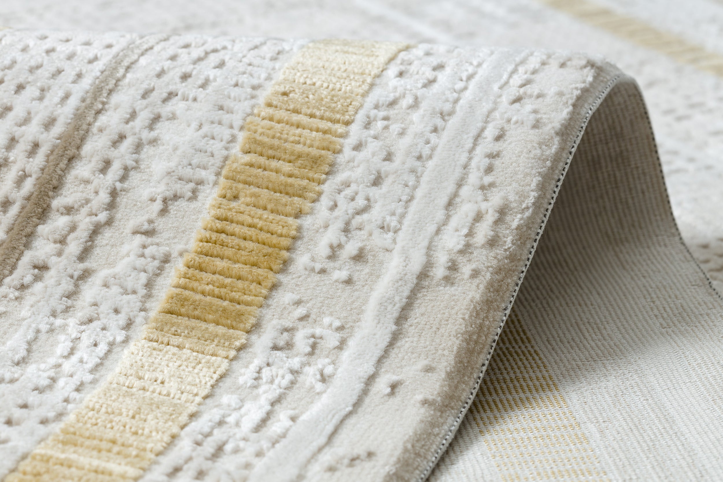 Dywan Duke 160x220 cm krem / złoty