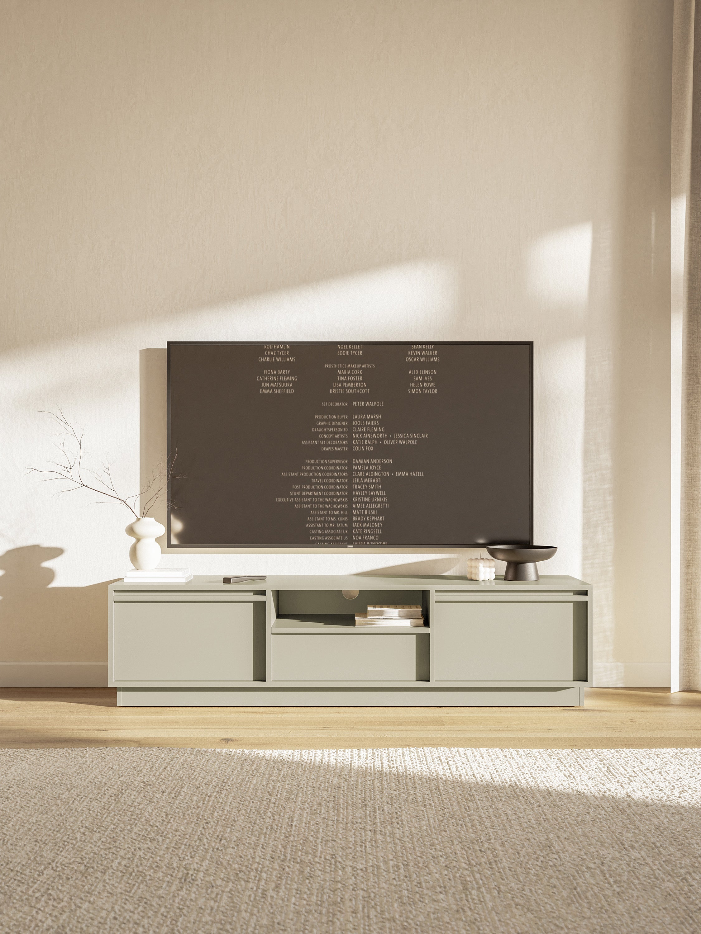 Szafka RTV dwudrzwiowa Evo z szufladą 154 cm kaszmir na cokole
