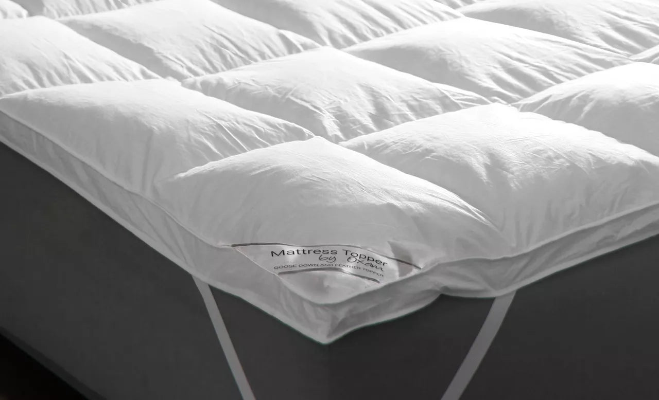 Nakładka na materac z gęsiego pierza by Oxam 160/200 - pvc