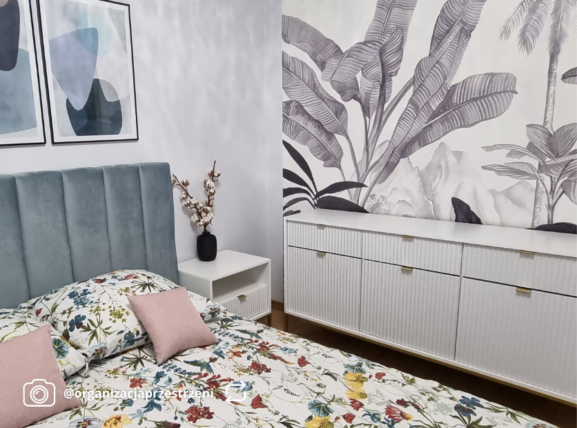 Szafka nocna Vellore stelażem - ryflowane fronty