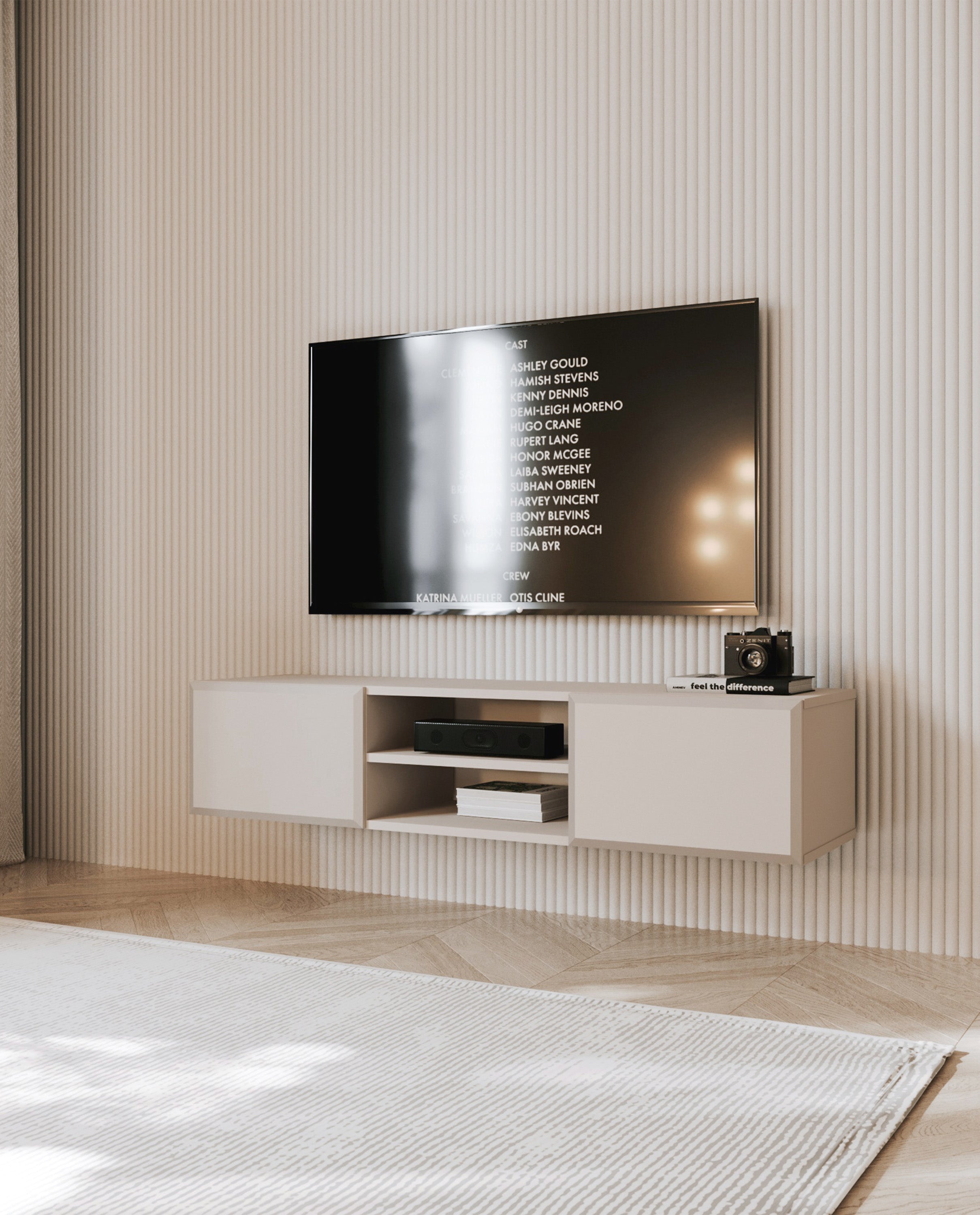 Szafka RTV Chocolated dwudrzwiowa z wnęką 137 cm wisząca beż piaskowy w aranżacji przedpokoju