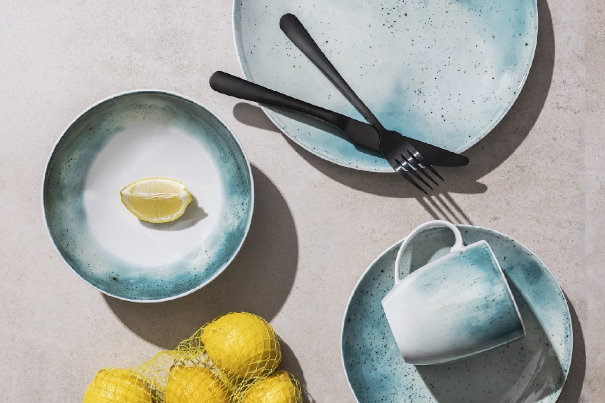 Talerz płytki porcelanowy Boss 27 cm biało-turkusowy