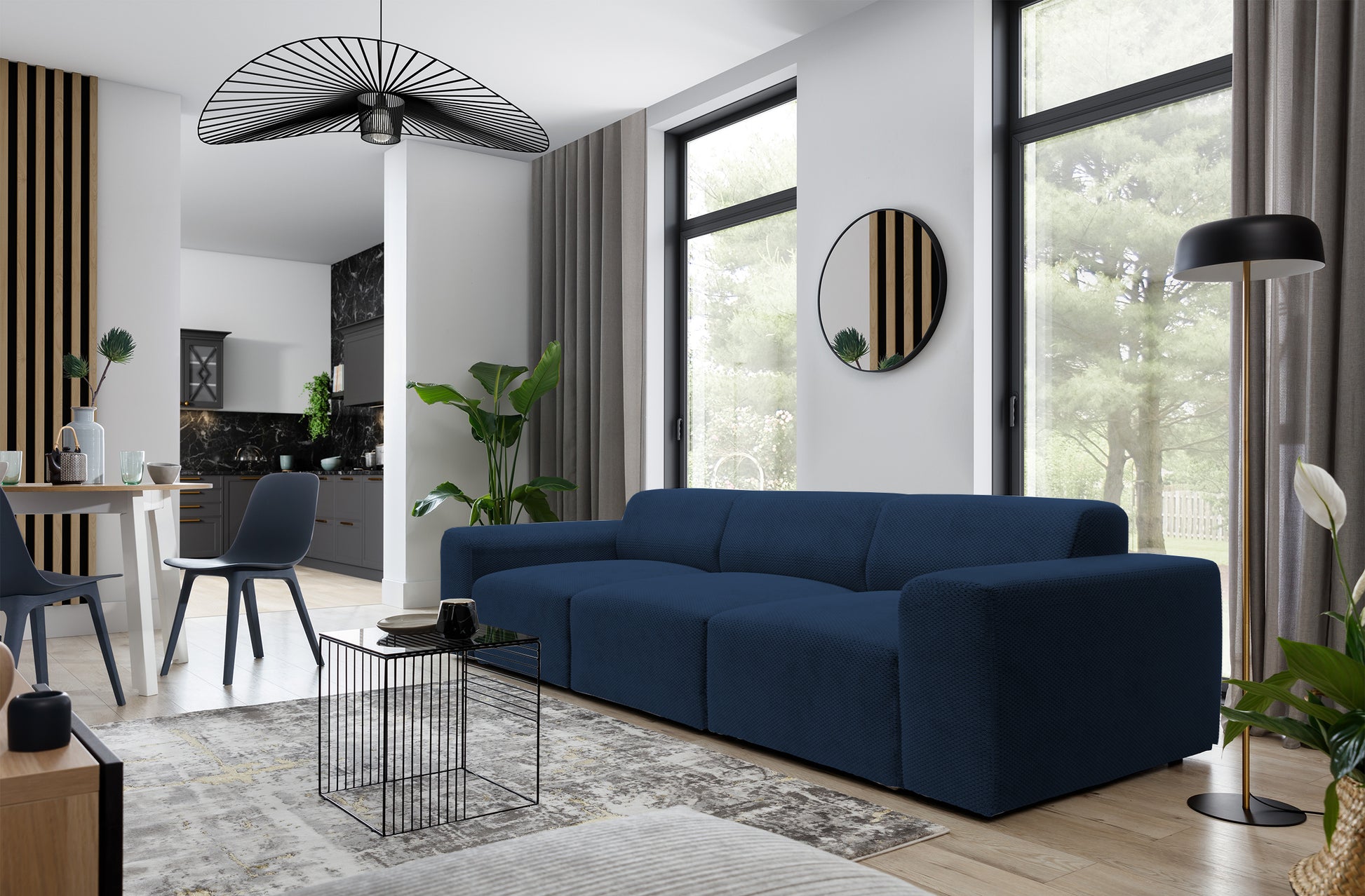 Sofa Terrafino trzyosobowa granatowa w aranżacji salonie